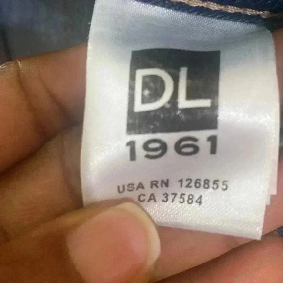 DL1961 Lara Instasculpt Crop Flare Jeans in Davidson Blue Size 27 - Picture 7 of 9